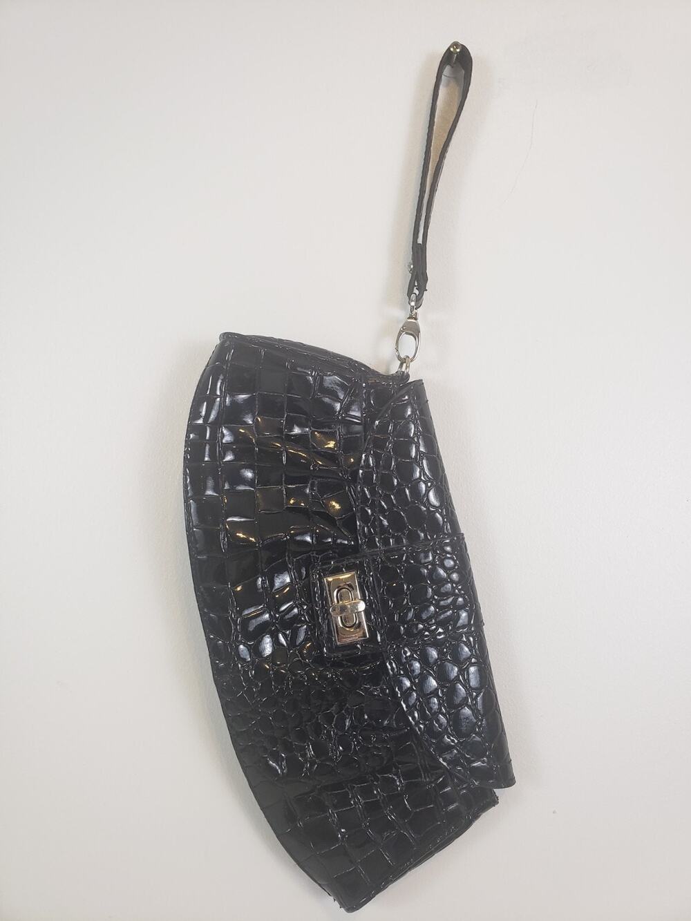 New York & Co Womens Clutch Purse Wristlet Faux Leather Embossed Black